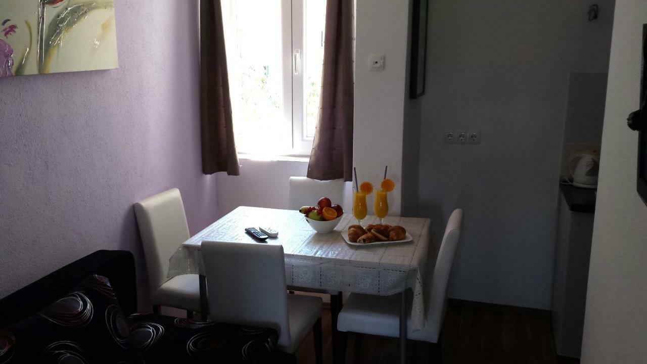 Apartments Lavanda บีโอกราดนาโมรู ภายนอก รูปภาพ